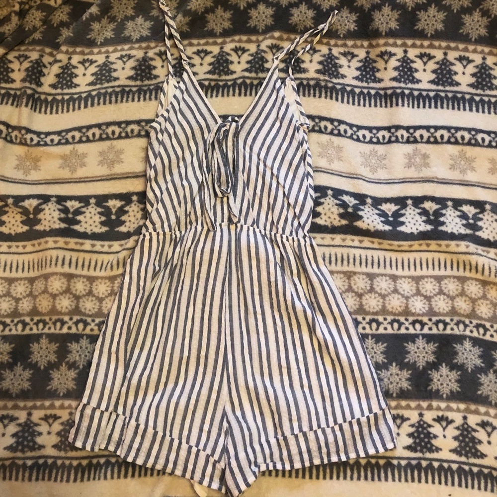 🌸SALE🌸 PACSUN LA Hearts Striped Romper